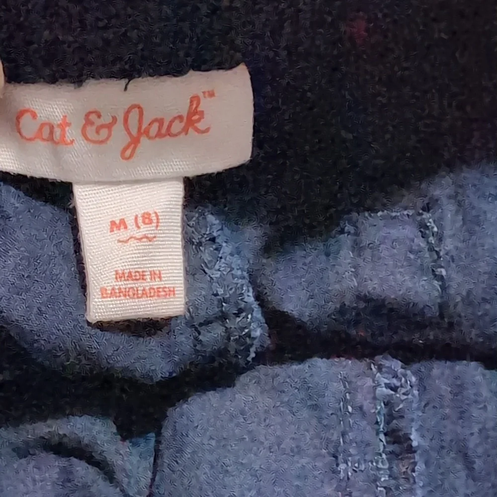 Shorts - Picture 3 of 3